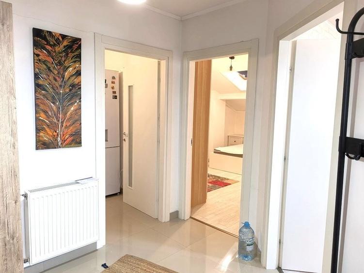 Apartament cu 2 camere decomandat în Titulescu