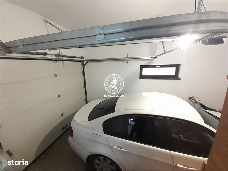 Casă cu 4 camere în Breazu