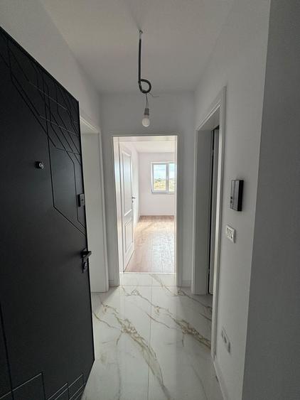 Apartament cu 2 camere decomandat în Giroc
