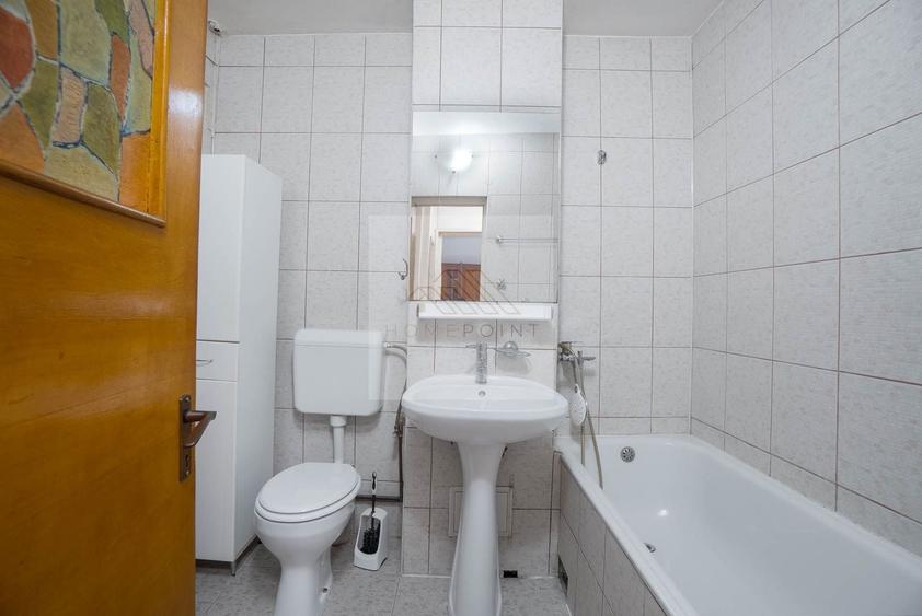 Garsonieră decomandată, mobilată în Astra