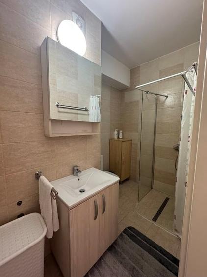 Apartament cu 2 camere decomandat, mobilat în Mărăști