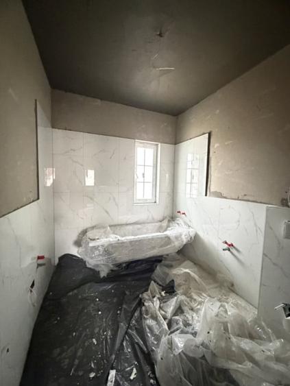 Duplex cu 4 camere cu Canalizare în Moșnița Veche