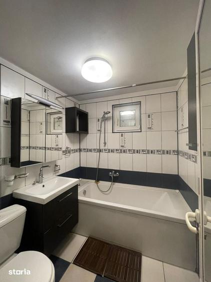 Apartament cu 3 camere, mobilat în Tei