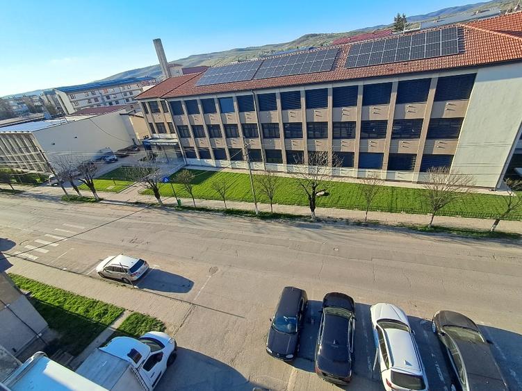 Apartament vanzare cu 3 camere decomandat de vanzare mobilat si utilat - 12
