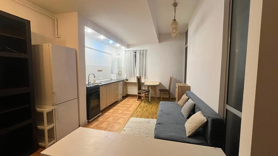 Apartament cu 2 camere semidecomandat în Andrei Mureșanu