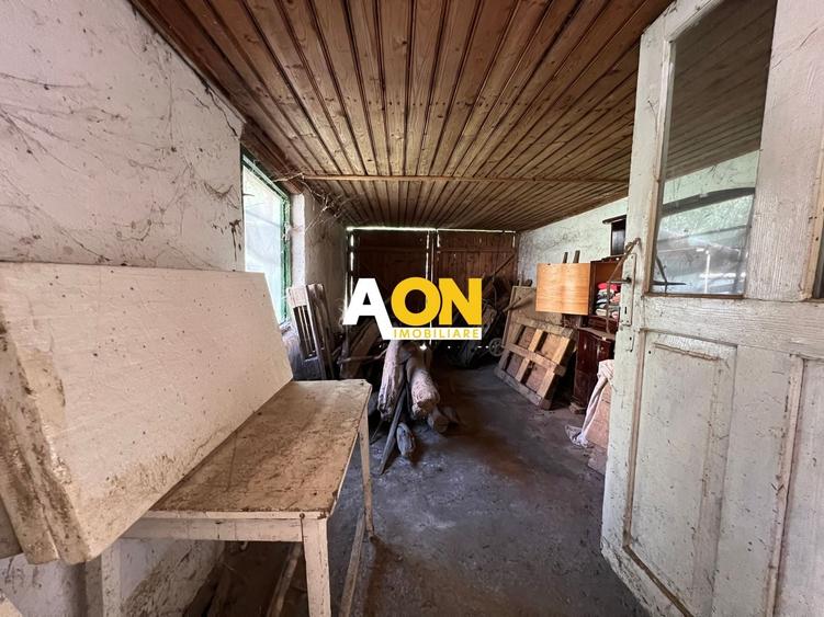 Casă individuală cu 3 camere cu Canalizare în Pianu de Sus