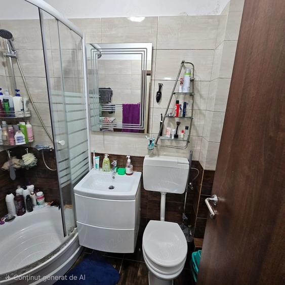 Apartament cu 3 camere decomandat în Berceni