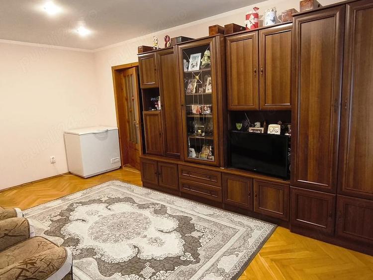 Apartament cu 2 camere nedecomandat în Central
