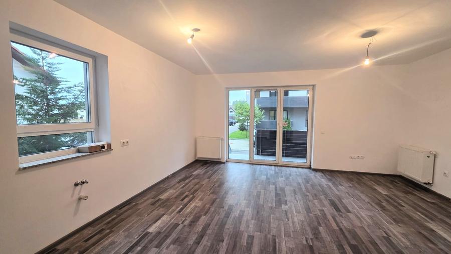 Apartament cu 2 camere decomandat în Avantgarden