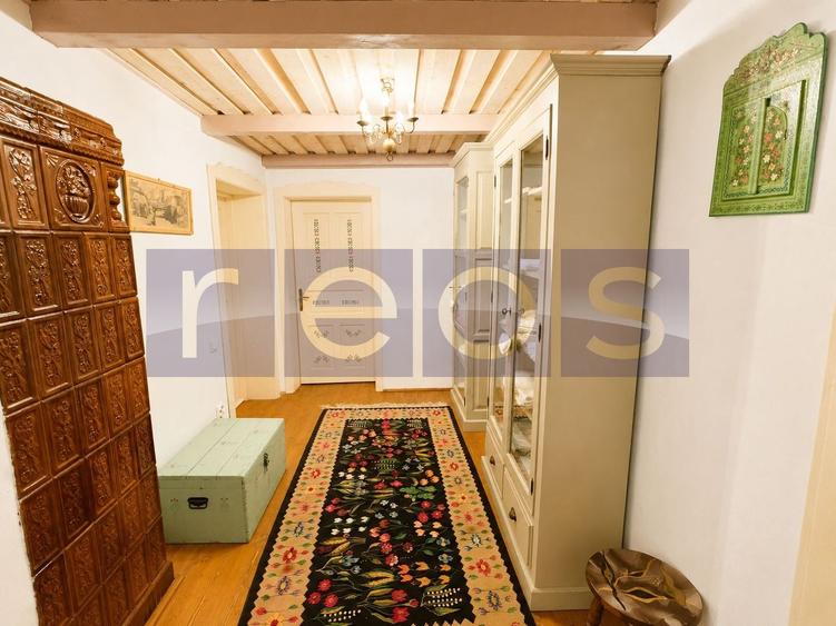 Casă individuală cu 3 camere cu Canalizare în Pasărea
