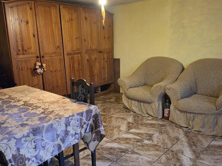 Casă cu Teren 3550 Mp în Albota