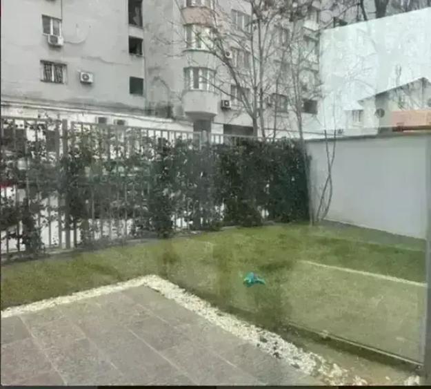 Apartament cu 3 camere decomandat în Știrbei Vodă