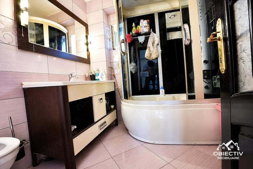 Apartament cu 3 camere decomandat în 1 Mai