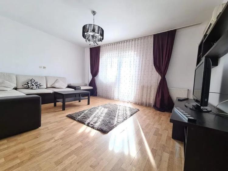 Apartament cu 2 camere decomandat, mobilat în Vitan Mall