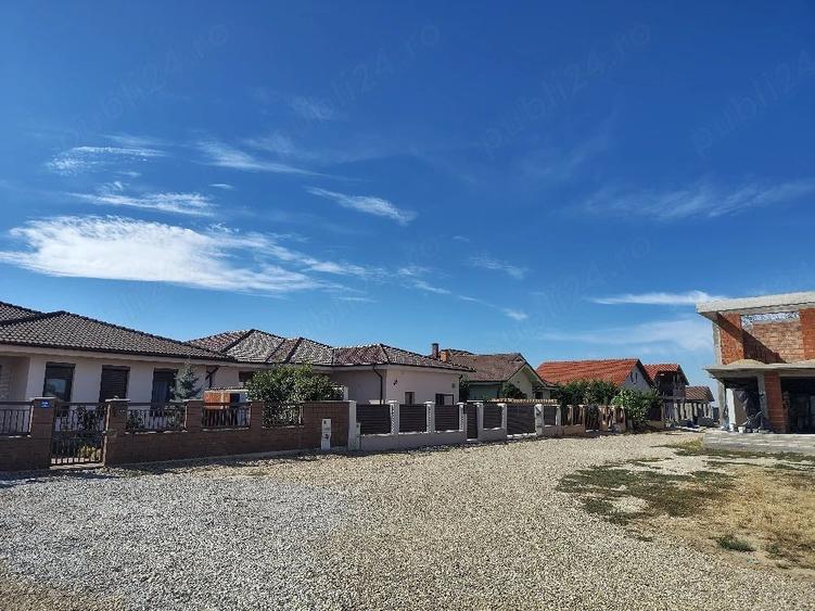 Teren de 1270 mp, în Central
