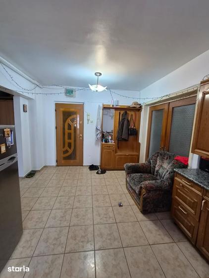 Apartament cu 2 camere decomandat în Est