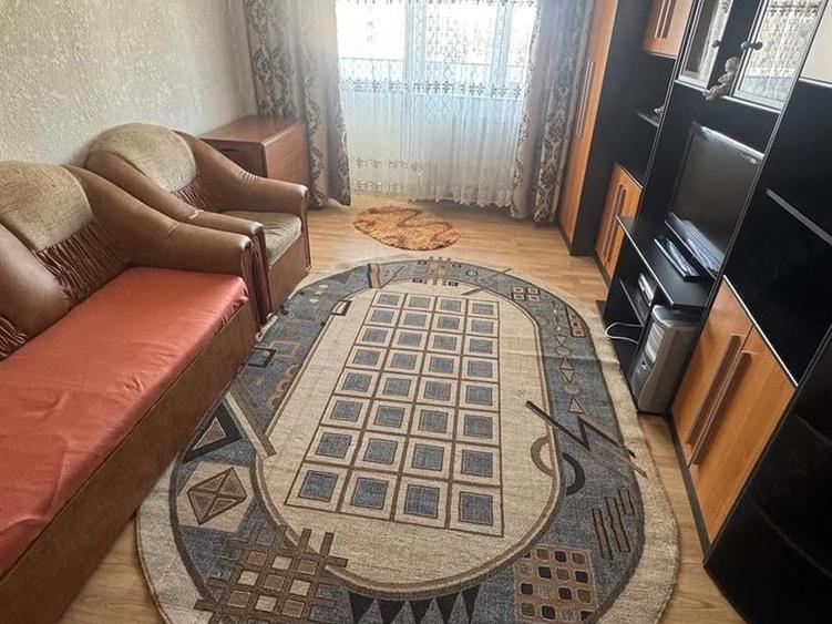 Apartament cu 3 camere decomandat în George Enescu