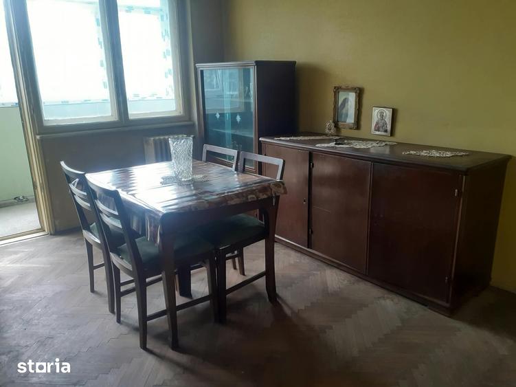 Apartament cu 2 camere semidecomandat în Vatra Luminoasă