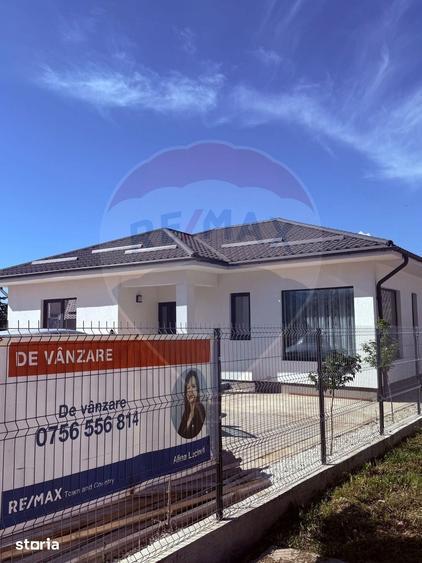 Casa / Vila cu 4 camere - 6