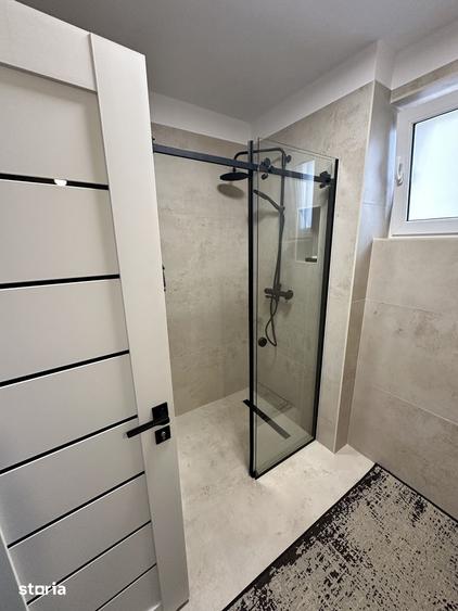 Casă cu Teren 1200 Mp în Central