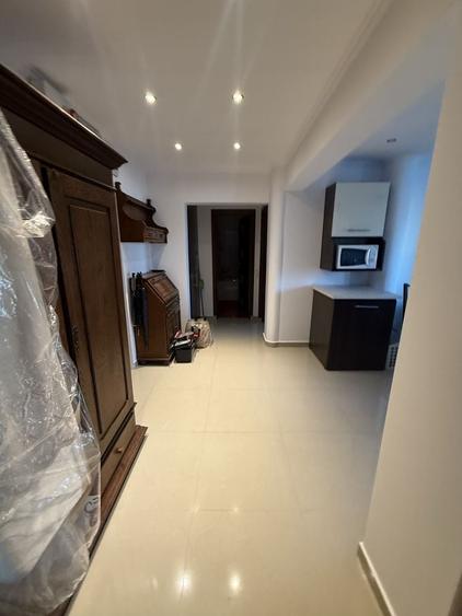 Apartament cu 2 camere, mobilat în 13 Septembrie