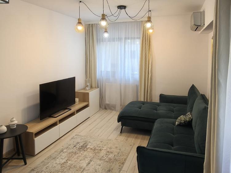 Apartament cu 4 camere decomandat, mobilat în Drumul Taberei
