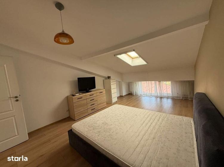 Apartament cu 4 camere în Central