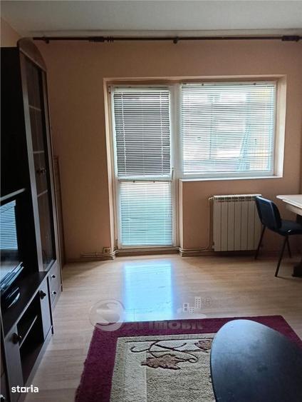 Apartament cu 2 camere în Tudor Vladimirescu