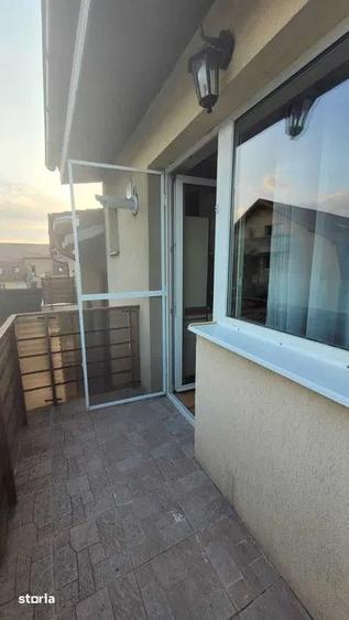 Apartament cu 3 camere, mobilat în Florești