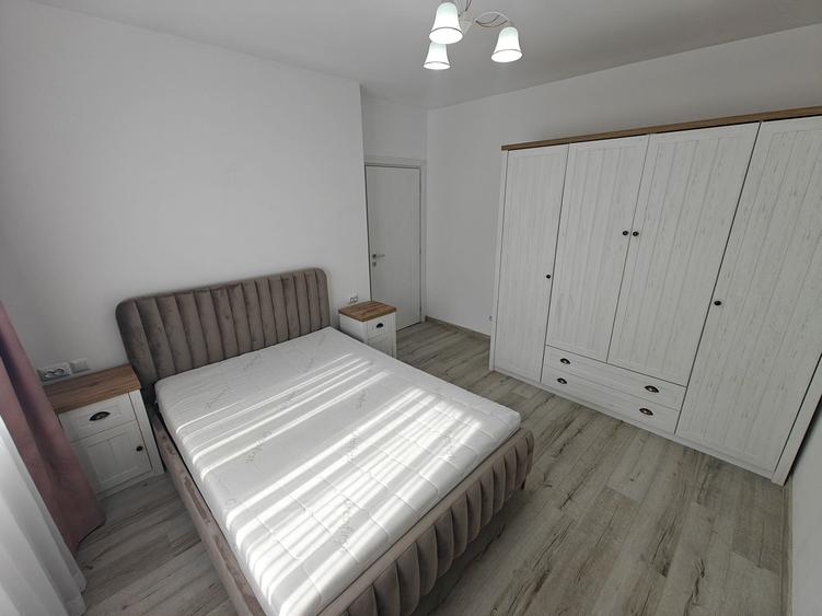 Apartament cu 3 camere decomandat în Popoveni