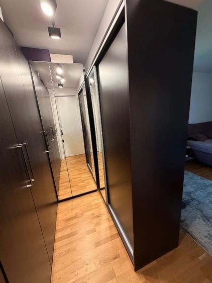 Apartament cu 2 camere semidecomandat, mobilat în Central