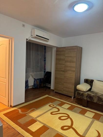 Garsonieră decomandată în Exterior Vest
