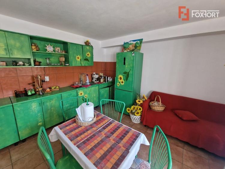 Casă individuală cu 3 camere cu Teren 647 Mp în Moșnița Veche