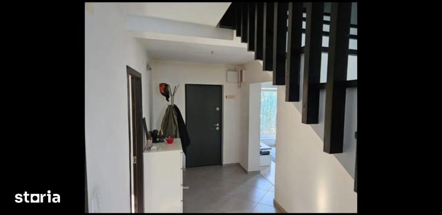 Casă cu 4 camere cu Teren 300 Mp în Valu lui Traian