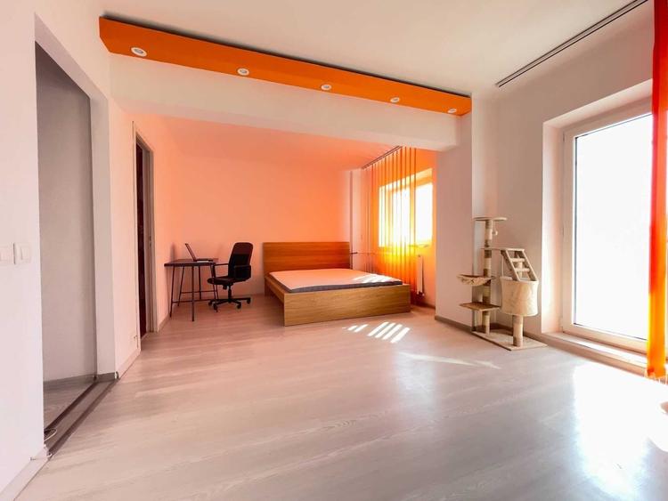 Apartament cu 2 camere semidecomandat în Gorjului