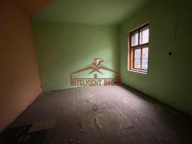 Apartament cu 2 camere semidecomandat în Turnișor