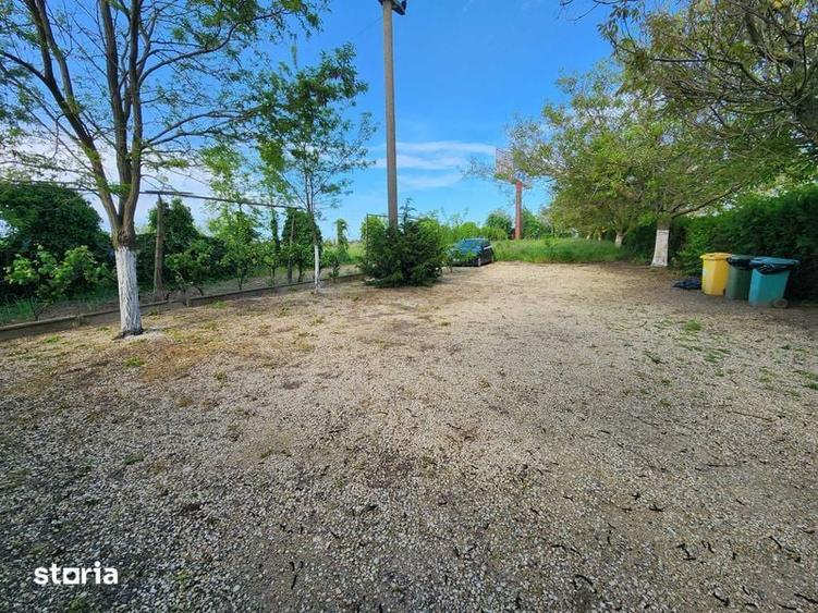 Casă cu 1 camere cu Teren 15 Mp în Limanu