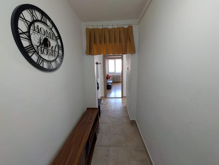 Apartament cu 2 camere decomandat în Drumul Taberei