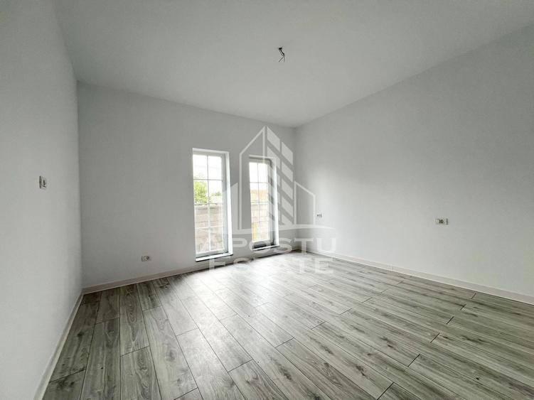 Casa individuala de vanzare pe parter, curte proprie, zona Sanandrei - 5