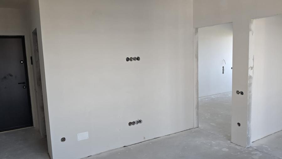 Apartament cu 3 camere semidecomandat în Apahida