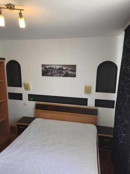 Apartament cu 2 camere decomandat în Berceni