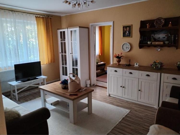 Apartament 2 camere chirie - 1