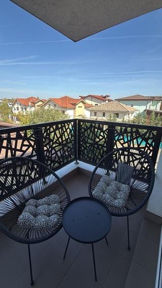 Apartament cu 2 camere, mobilat în Central
