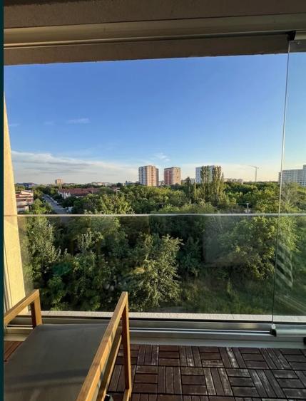 Apartament cu 3 camere decomandat în Drumul Taberei
