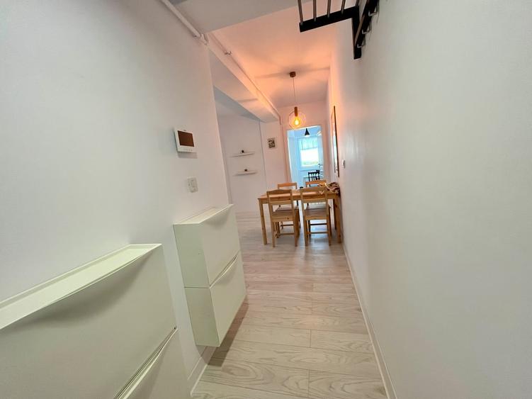 Apartament cu 2 camere semidecomandat în Valea Adâncă