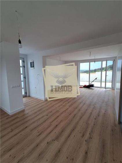Duplex cu 3 camere cu Teren 250 Mp în Exterior Sud