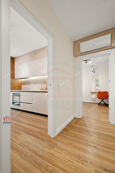 Apartament cu 2 camere decomandat, mobilat în Central