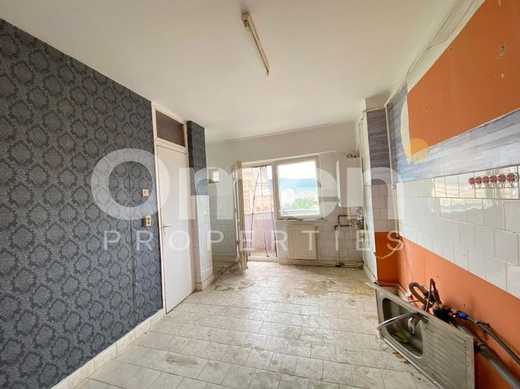 Apartament cu 2 camere decomandat, zona Catedralei - 1