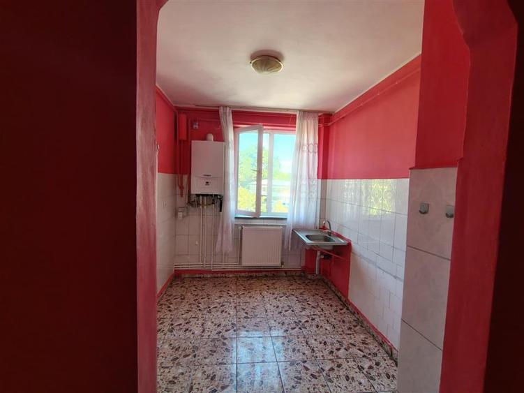 Apartament cu 2 camere semidecomandat în Ultracentral