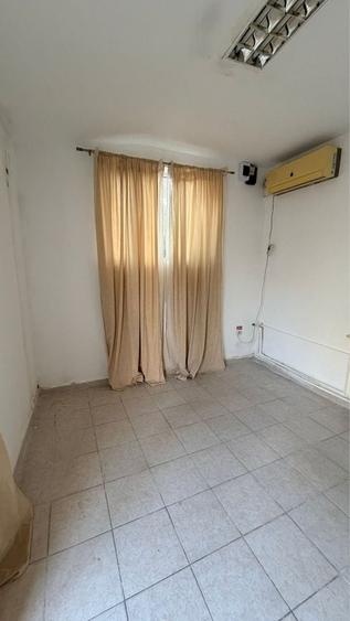 Spațiu comercial, de 20 mp, în Central